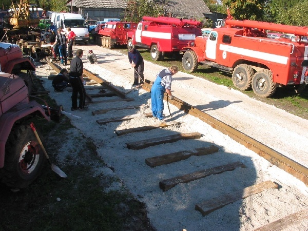 Rööbastee ettevalmistamine Järva-Jaanis, 8. okt. 2005